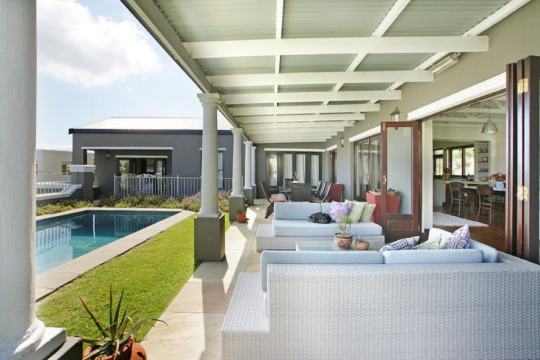 Photo 5 of Vredehoek Villa accommodation in Vredehoek, Cape Town with 4 bedrooms and 3 bathrooms