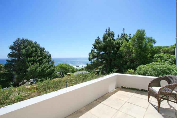 Photo 18 of White Sails accommodation in Camps Bay, Cape Town with 6 bedrooms and 5.5 bathrooms