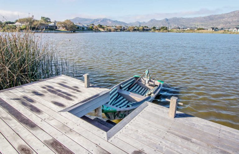 Photo 27 of Wills Lake Villa accommodation in Noordhoek, Cape Town with 4 bedrooms and 3.5 bathrooms