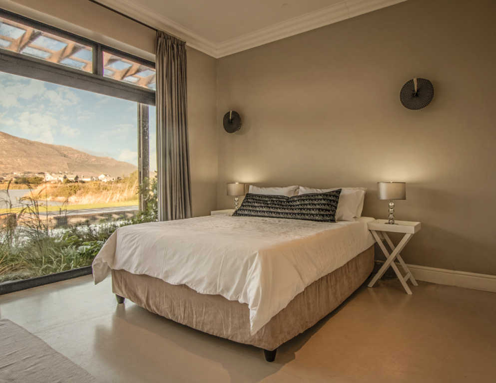 Photo 7 of Wills Lake Villa accommodation in Noordhoek, Cape Town with 4 bedrooms and 3.5 bathrooms