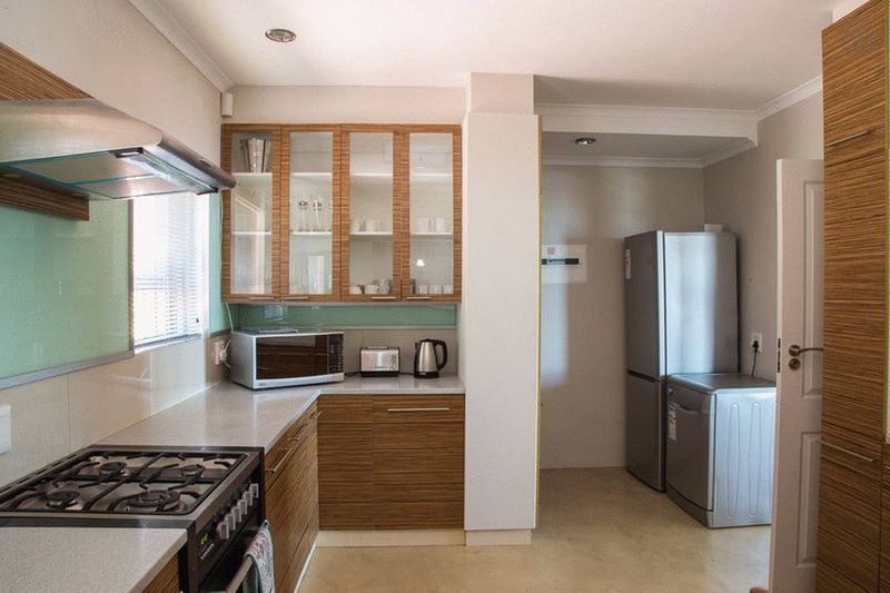 Photo 11 of Wine House accommodation in Simons Town, Cape Town with 3 bedrooms and 3 bathrooms