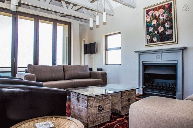 Photo 18 of Wine House accommodation in Simons Town, Cape Town with 3 bedrooms and 3 bathrooms