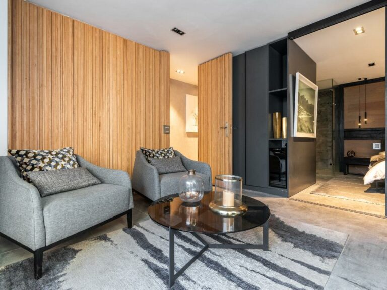 Argyle Hideaway