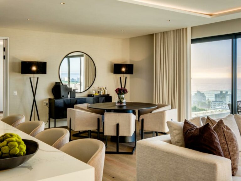 Sea Point Penthouse Photo 12