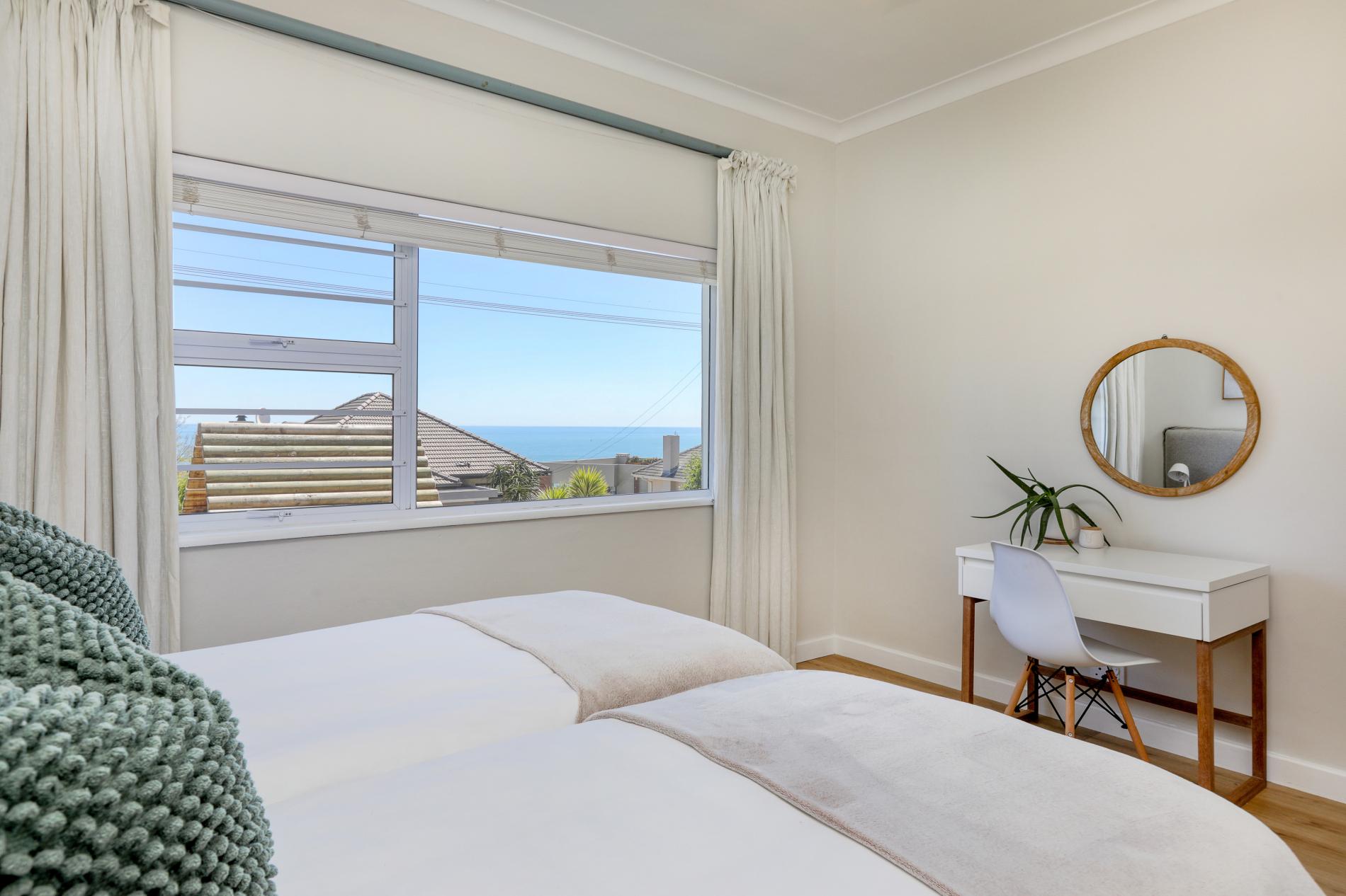 Camps Bay Deluxe 29