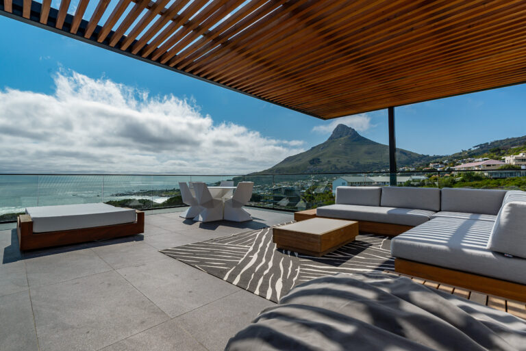 Camps Bay 360 Deluxe 62