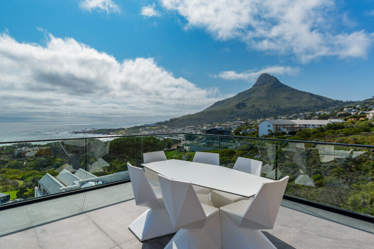 Camps Bay 360 Deluxe 64