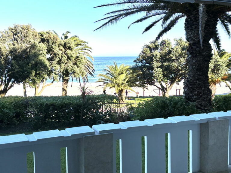 Beach Apartment 4