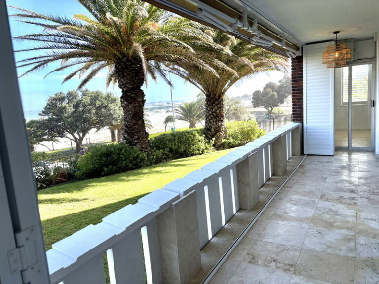 Beach Apartment 5