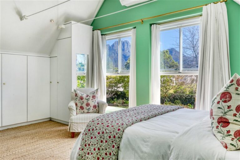 Franschhoek Country Gem 16