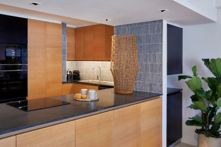 Cape Town Luxury Escapes De Waterkant Apollo 16