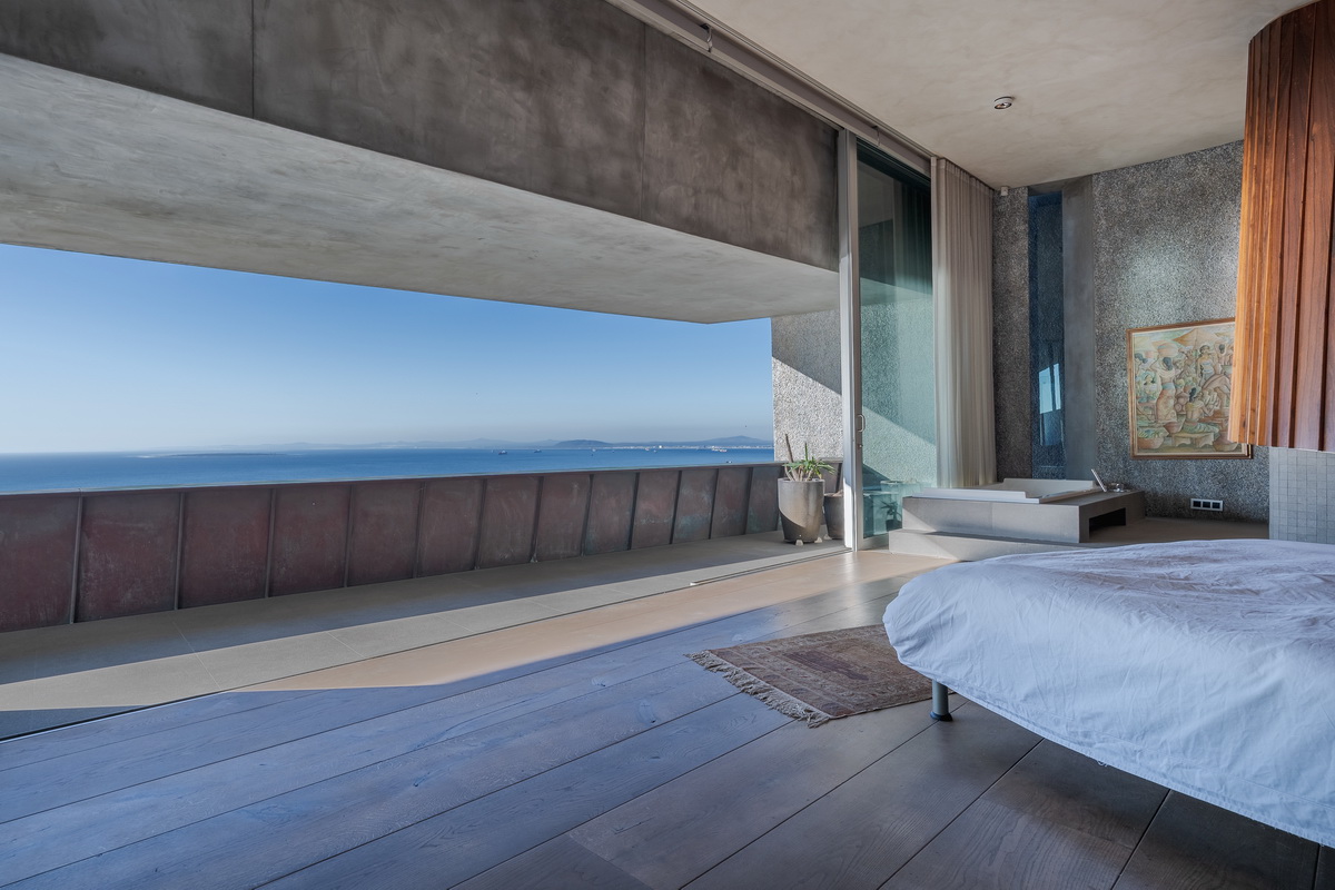 Cape Town Luxury Escapes The Arc At Bantry Bay 7