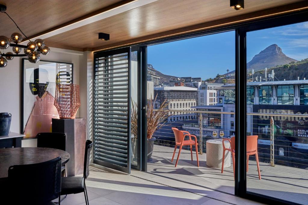 De Waterkant Skyline for Rent in De Waterkant, Cape Town Luxury Escapes ...