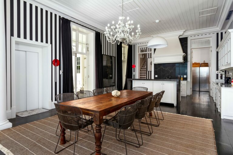White Cliffs Villa7 Min