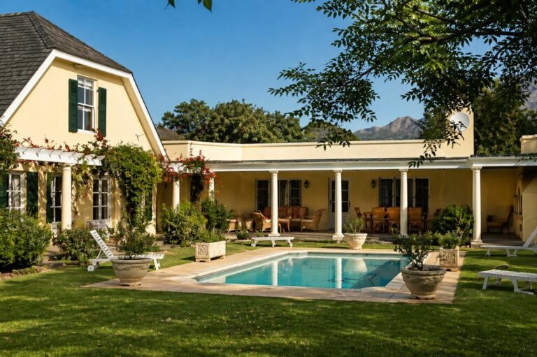 Brook Villa