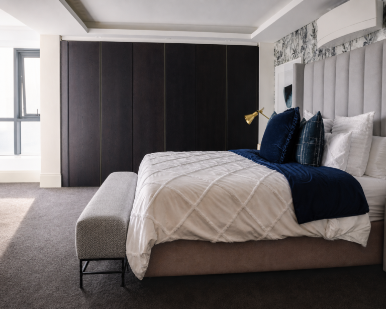 04 Aurum 302 Published